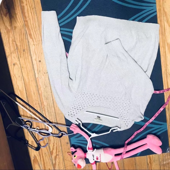 Loft xl sweater for the cold season brand new - Picture 3 of 4